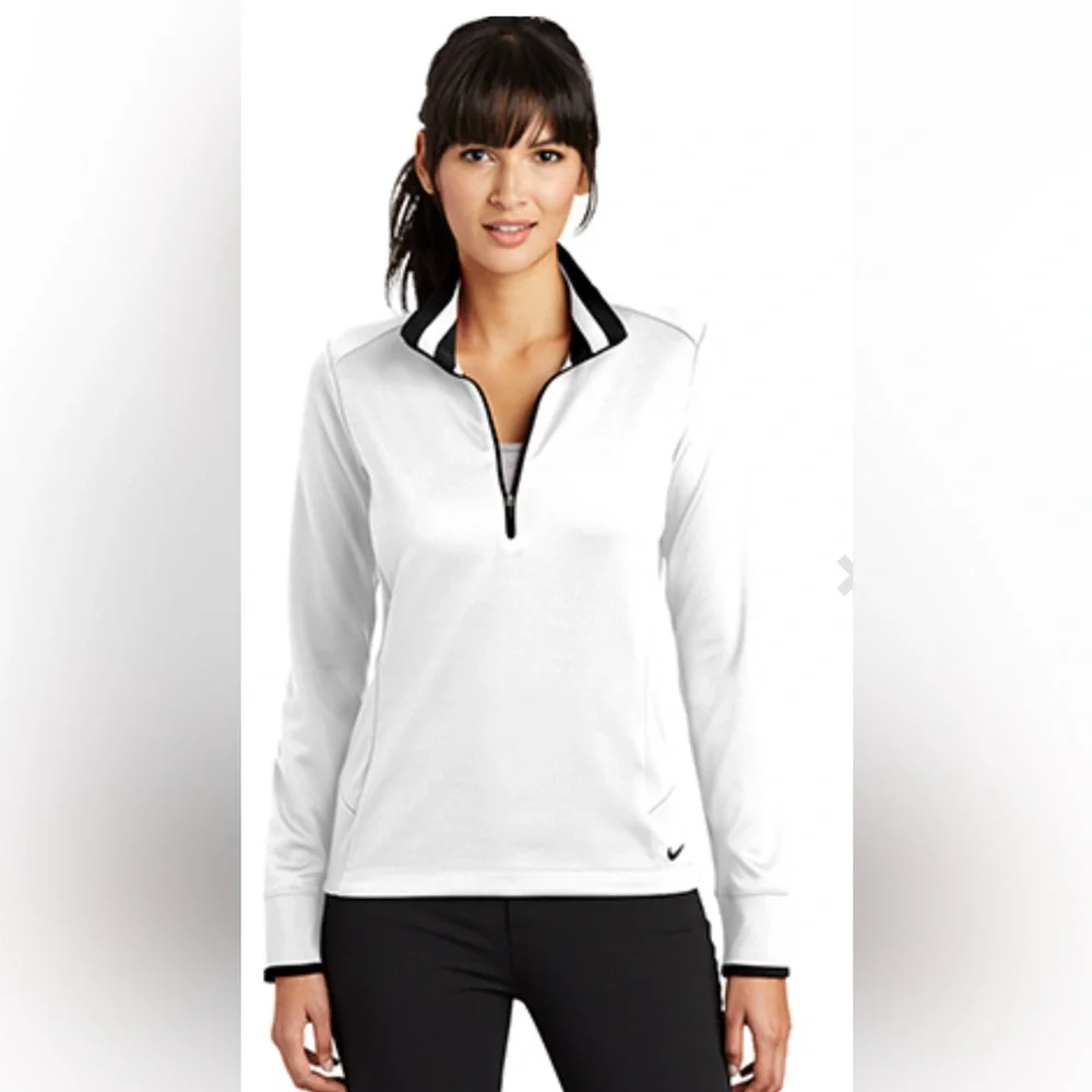 NWT Nike Women’s 1/2 zip, white/black, Large
